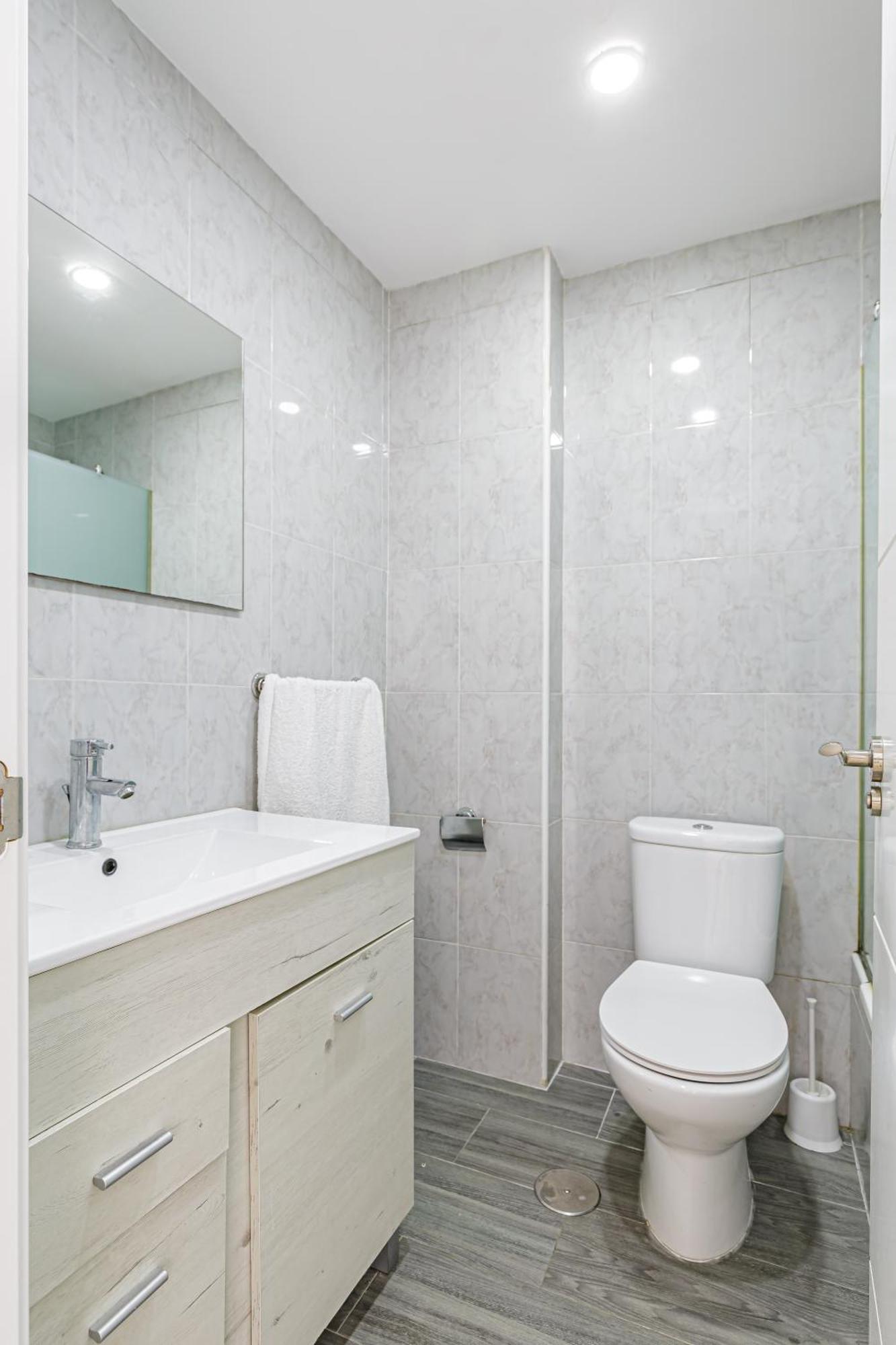 Piso Amplio Cerca Del Centro De Capital Appartement
